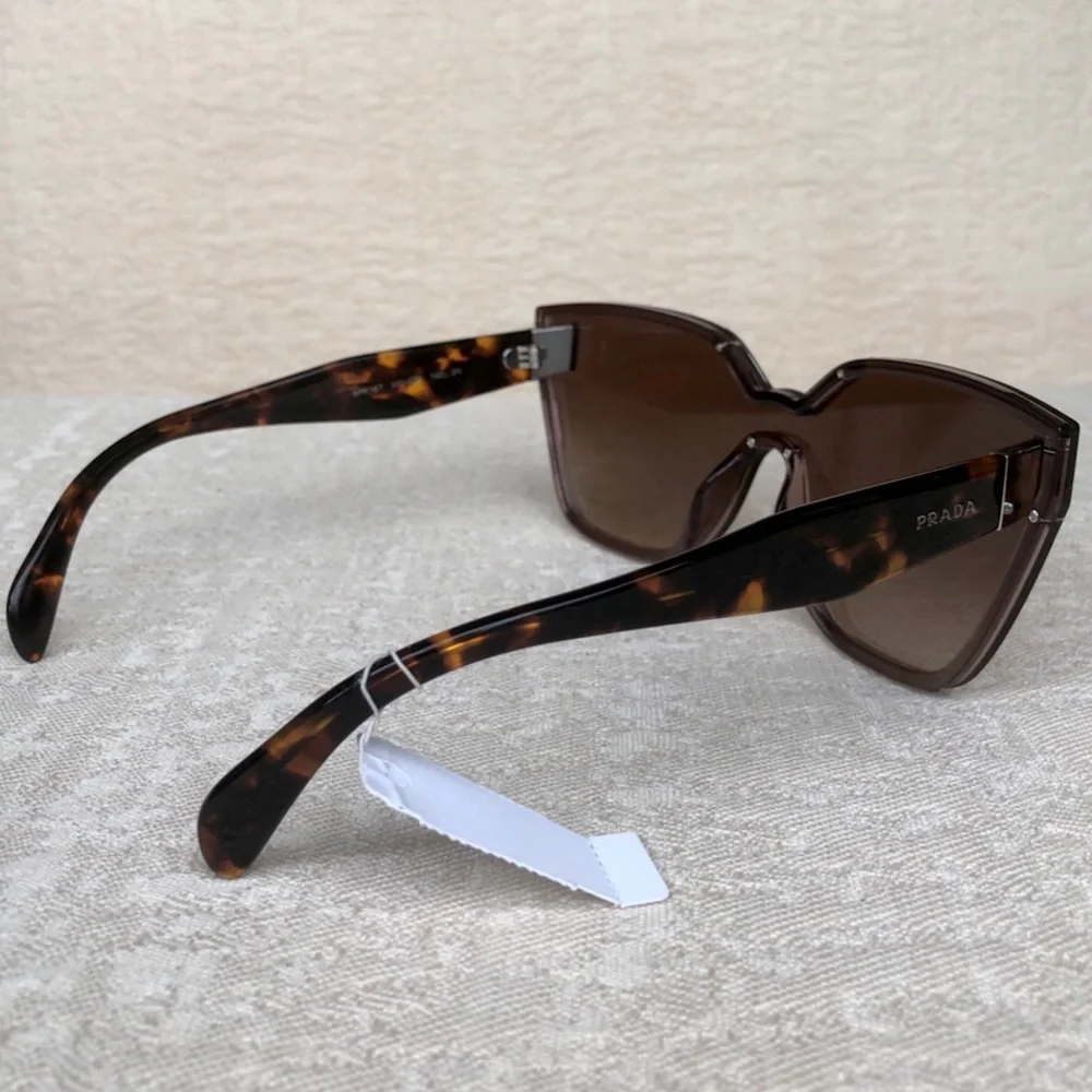 Prada price not